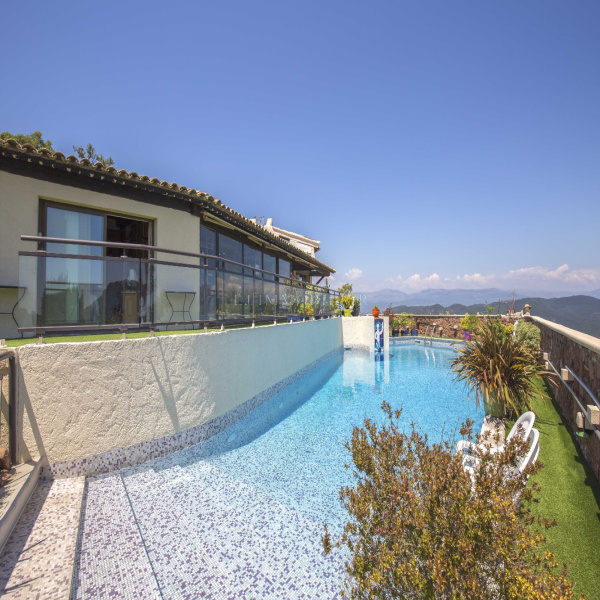 Offres de vente Villa St jean de l esterel 83600